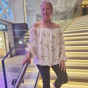 Meet your Posher, Christine